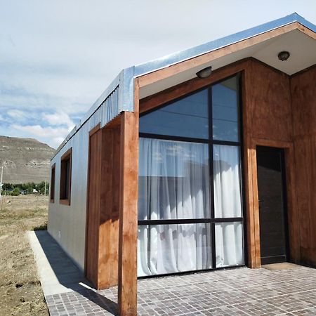 Villa Casa A Estrenar! A 5 Minutos De La Terminal De Omnibus Y Muy Cerca Del Centro! El Calafate Exterior foto